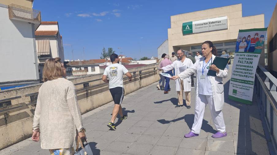 campaña en Córdoba de faltan enfermeras